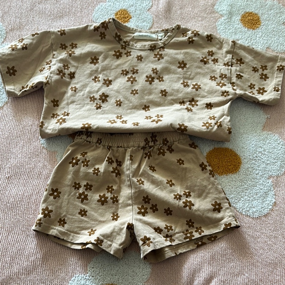 Kids Floral Set-Tan and Brown